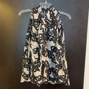 NWT DVF Simple Chain Print Silk Top